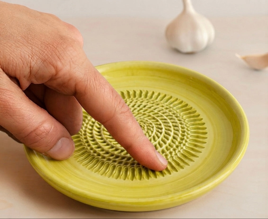 PLATO RALLADOR PISTACHO